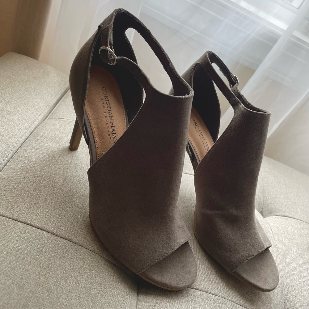 👠 *NEVER WORN* Christian Siriano heels